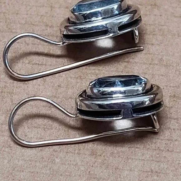 Silpada Blue Topaz Sterling Silver earrings with locking French wires - Picture 4 of 6